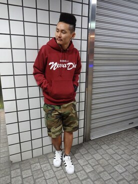 「cassettepunch.（カセットパンチ）のアイテム（パーカー）」を使った、ブラックストアさん（メンズ・162cm）の秋コーディネート