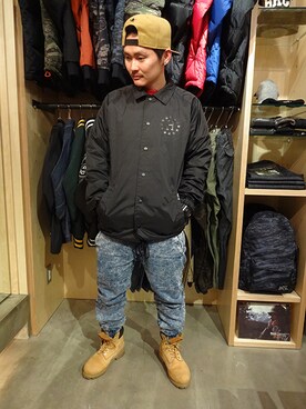 「HUF」｜「アイテム（ナイロンジャケット）」を使った、ブラックストアさん（メンズ・162cm）の冬コーディネート