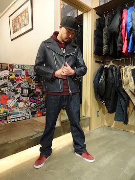 「APPLEBUM」｜「アイテム（ライダースジャケット）」を使った、ブラックストアさん（メンズ・178cm）の冬コーディネート