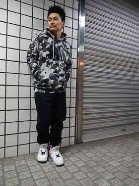 トップスを使った プルオーバー パーカー のメンズ人気ファッションコーディネート Wear