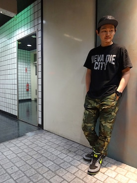 「cassettepunch.（カセットパンチ）のアイテム（トップス）」を使った、ブラックストアさん（メンズ・162cm）の夏コーディネート