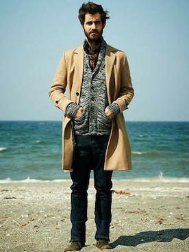 「DETAILS（ディテールズ）のアイテム（ステンカラーコート）」を使った、にっしーさん（メンズ・178cm）の冬コーディネート