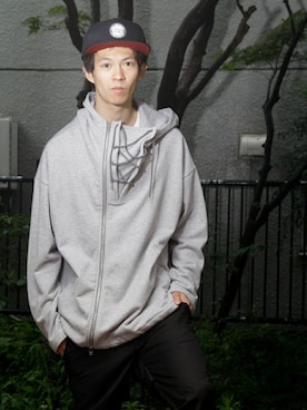 「DETAILS（ディテールズ）のアイテム（トップス）」を使った、にっしーさん（メンズ・175cm）の夏コーディネート