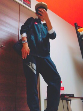 「BURTON（バートン）のアイテム（キャップ）」を使った、けいんさん（メンズ・169cm）の秋コーディネート