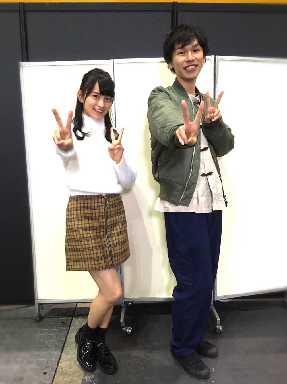 「MA-1、チャイナシャツ、ゆるコーデ、ゆったりシルエット、たこやきレインボー、yohaku、hihihi」｜「BILLIE IDLE®のアイテム（ジャケット/アウター、グリーン系）」を使った、まなとさん（メンズ・181cm）の冬コーディネートの1枚目の写真