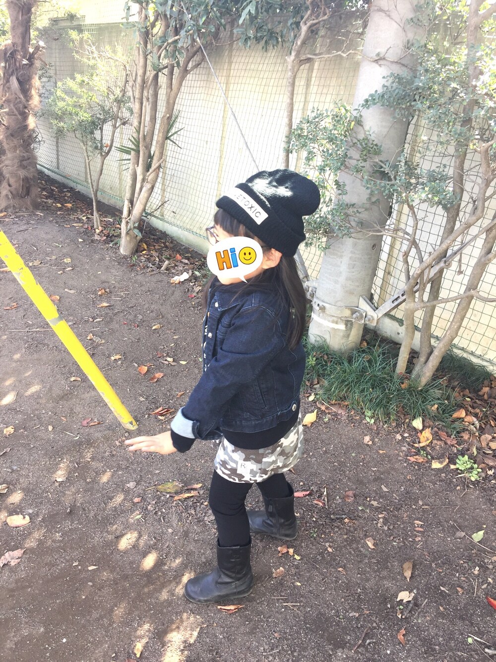 「おんなのこ」｜「by LOVEiTのアイテム（デニムジャケット、ブルー系）」を使った、decafさん（キッズ・110cm）の秋コーディネートの1枚目の写真