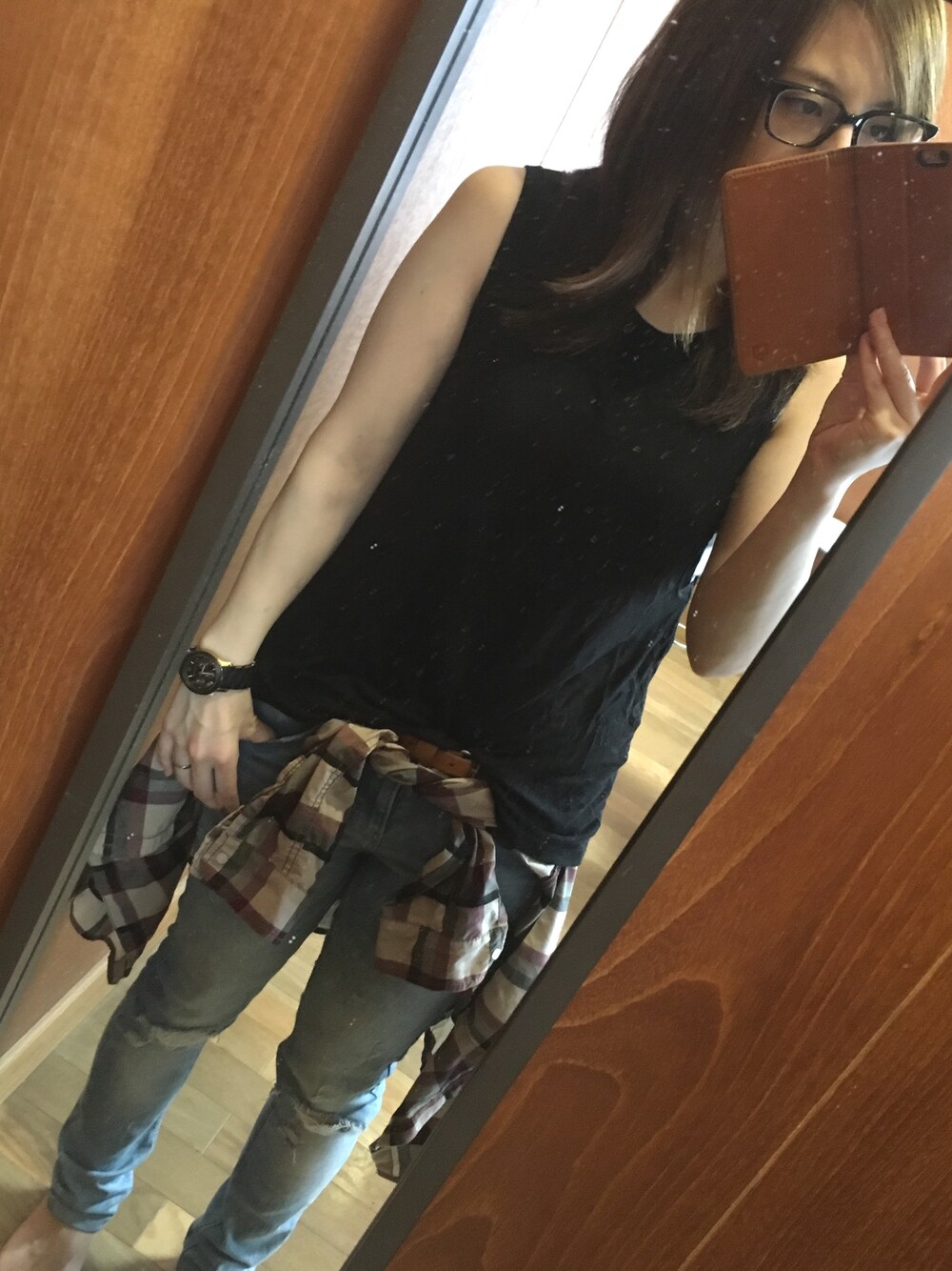 「大人カジュアル、秋コーデ、秋」｜「M.deuxのゆるタンクトップ（Tシャツ/カットソー、ブラック系）」を使った、YUKATONAKAIさん（レディース・157cm）の秋コーディネートの1枚目の写真