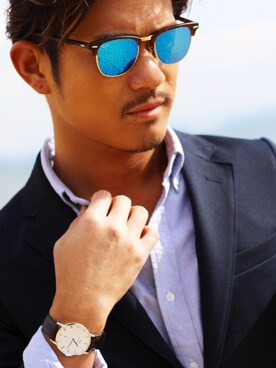 revenge taxi legation Outfit ideas - How to wear Ray-Ban Clubmaster Sunglasses with Blue Mirror  Lens, Havana - WEAR