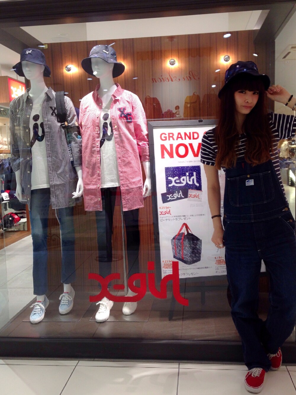 「x-girl、オーバーオール、デニム、ハット、ボーダー、ボーダートップス、VANS」｜「X-girlのX-girl x Wrangler OVERALLS（つなぎ/オールインワン、ブルー系）」を使った、aritanさん（レディース・166cm）の春コーディネートの1枚目の写真
