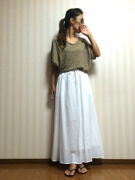 サンダルを使った 白ロングスカート の人気ファッションコーディネート Wear