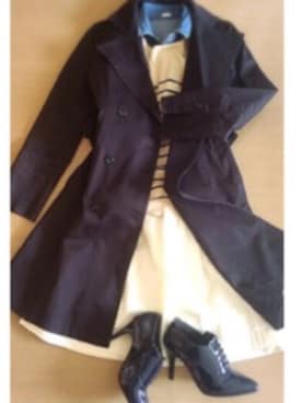 「ネイビー×ホワイト」｜「アイテム（トレンチコート）」を使った、Rucocoさん（レディース・158cm）の冬コーディネート