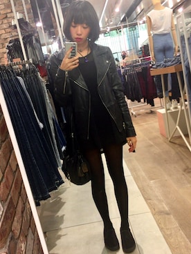 「DIESEL（ディーゼル）のアイテム（PC・スマホグッズ/家電）」を使った、ALIさん（レディース・153cm）の秋コーディネート