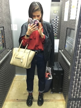 「CELINE」｜「アイテム（その他シューズ）」を使った、michelleさん（レディース・158cm）の秋コーディネート