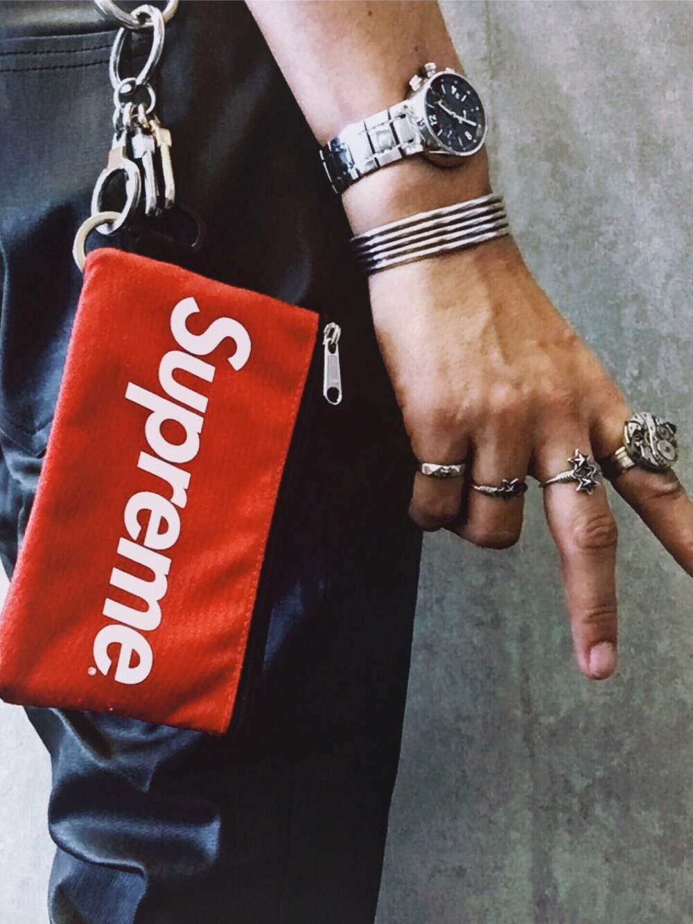 【毎日のコーデにプラスしたい♪】Louis Vuitton バッグチャーム バッグチャーム・LV プルチーノ S00｜ルイ・ヴィトン 公式サイト