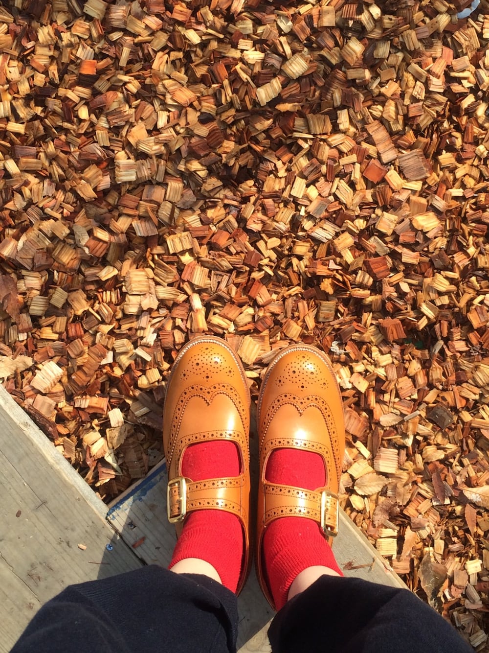 「Tricker'sのアイテム（その他シューズ、ブラウン系）」を使った、くるんくるんさえこんさん（レディース・169cm）の冬コーディネートの1枚目の写真