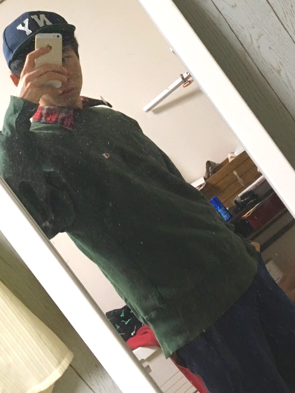 「UNIQLOのアイテム（デニムパンツ、ブルー系）」を使った、をぜきなをとさん（メンズ・172cm）の秋コーディネートの1枚目の写真