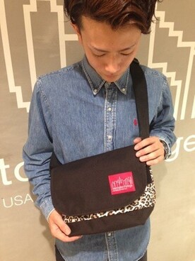「Manhattan Portage（マンハッタンポーテージ）のWild Cat （ショルダーバッグ、ベージュ系）」を使った、Taishiさん（メンズ）の夏コーディネート