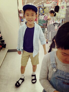 「BREEZE（ブリーズ）の蝶タイ付きボタンダウンシャツ（シャツ/ブラウス、ブルー系）」を使った、ミニーさん（レディース）の春コーディネート