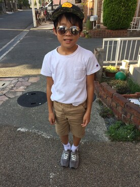 「GAP（ギャップ）のアイテム（サングラス、ゴールド系）」を使った、ミニーさん（レディース）の夏コーディネート