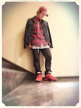 「AZUL（アズール）のアイテム（キャップ）」を使った、tatsuyaさん（メンズ・166cm）の秋コーディネート