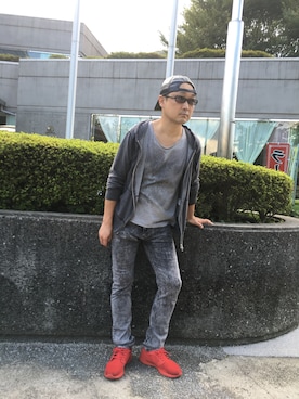 「ADAM ET ROPE'（アダムエロペ）のアイテム（パーカー）」を使った、みさおさん（メンズ・170cm）の秋コーディネート