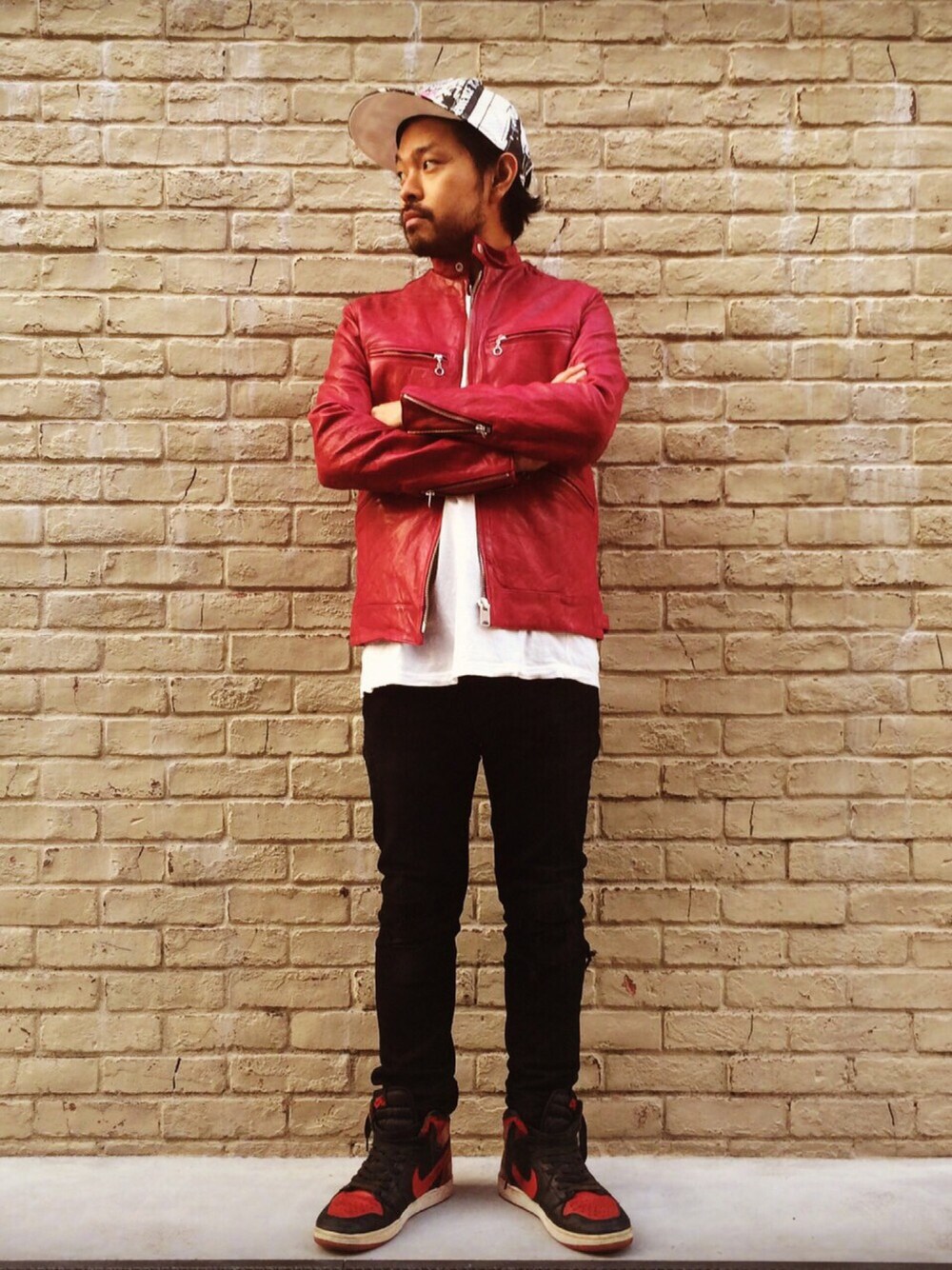 「Hysteric Glamour、レザージャケット、NIKE、Jordan、ヒステリックグラマー、シンプル、ootd、オトナカジュアル、ライダース、デニム」｜「HYSTERIC GLAMOURのラムレザースタンドカラー シングルライダースJK（ライダースジャケット、ブラック系）」を使った、Hさん（メンズ・166cm）の秋コーディネートの1枚目の写真