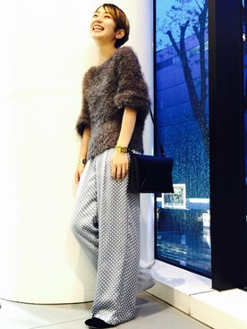 「YAHKI（ヤーキ）のアイテム（バッグ、ブラック系）」を使った、Miyu Iwasakiさん（レディース・160cm）の秋コーディネート