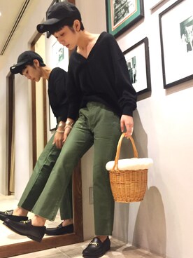 「no one else（ノーワンエルス）の＜NO ONE ELSE＞ファティーグ カットオフパンツ（その他パンツ、グリーン系）」を使った、Miyu Iwasakiさん（レディース・160cm）の秋コーディネート