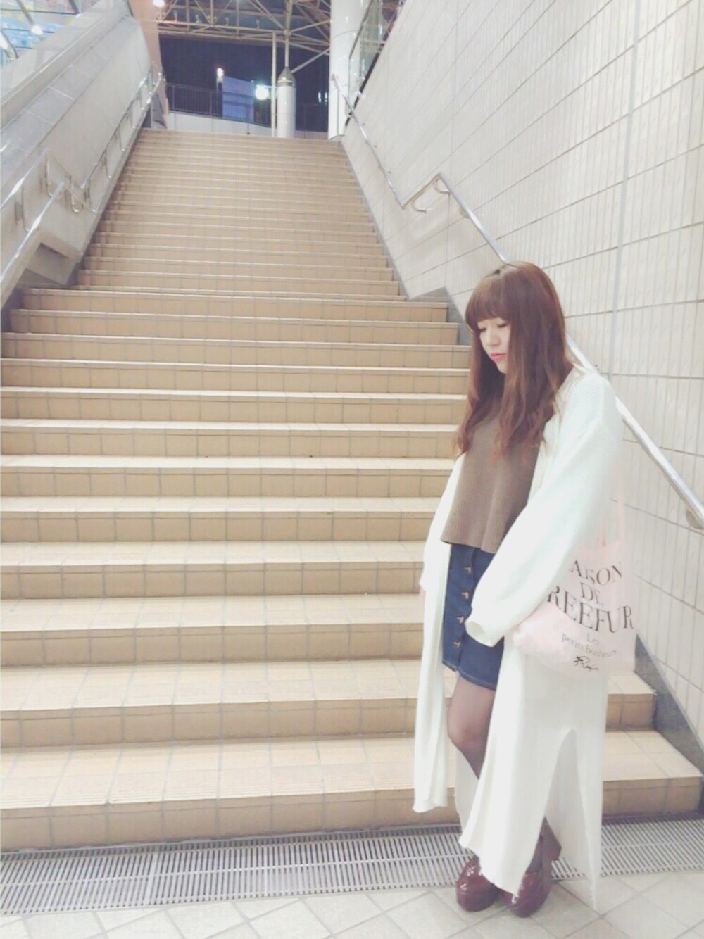 「遊び」｜「jouetieのアイテム（その他アウター、ホワイト系）」を使った、みちょんさん（レディース・153cm）の春コーディネートの1枚目の写真