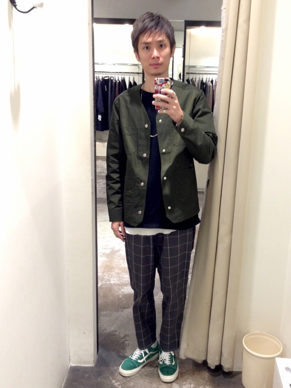 MANUAL ALPHABETのノーカラージャケットを使った人気ファッション