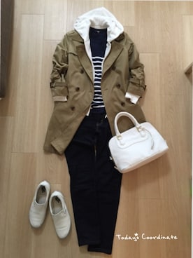 「ネイビー×ホワイト」｜「アイテム（トレンチコート）」を使った、mirukuさん（レディース・157cm）の春コーディネート