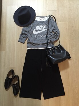 「Adam et Rope A・E・R（アダムエロペ）のアイテム（その他シューズ）」を使った、mirukuさん（レディース・157cm）の秋コーディネート
