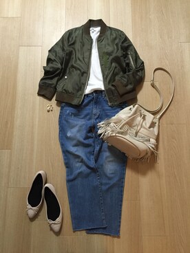 「カットオフ」｜「アイテム（ブルゾン）」を使った、mirukuさん（レディース・157cm）の春コーディネート