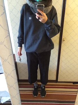 「Champion（チャンピオン）のアイテム（スウェット、ブルー系）」を使った、Mさん（レディース・165cm）の冬コーディネート