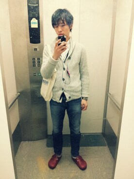 「Banana Republic（バナナリパブリック）のアイテム（ニット/セーター、ホワイト系）」を使った、atsuhitoさんの春コーディネート