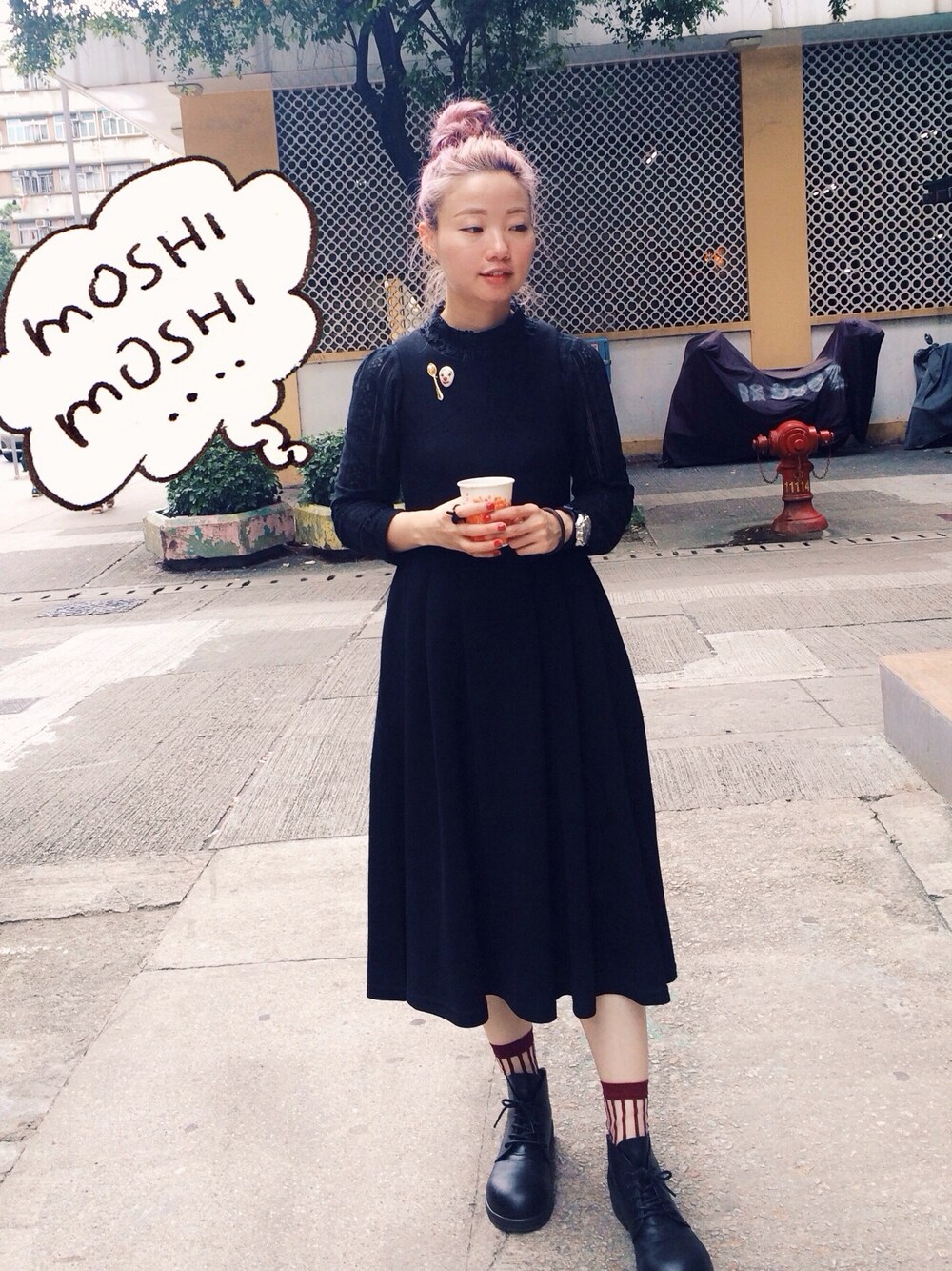 「Tokyo bopper、streetfashion、streetsnap、street、tabio」｜「UNKNOWN.のアイテム（シャツ/ブラウス、ブラック系）」を使った、elppaKさん（レディース・161cm）の秋コーディネートの1枚目の写真