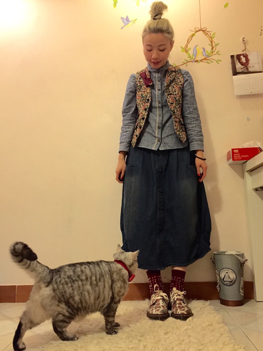「ootd、WEARBOOKエントリー、BEAMS、blue、Dr.Martens」｜「BEAMSのアイテム（スーツベスト、その他）」を使った、elppaKさん（レディース・161cm）の秋コーディネートの1枚目の写真