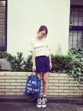 「SILAS（サイラス）のアイテム（Tシャツ/カットソー）」を使った、anzaiさん（レディース・156cm）の夏コーディネート