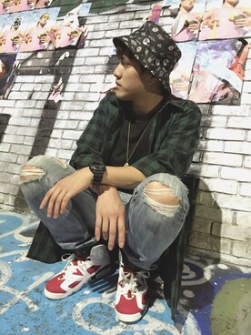 「SQUAD（スクアッド）のアイテム（帽子）」を使った、黃安克さん（メンズ・175cm）の秋コーディネート