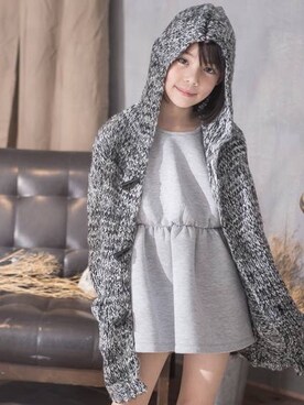 「アイテム（モッズコート、グレー系）」を使った、Funkidsさん（キッズ・130cm）の冬コーディネート
