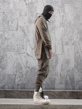 「アイテム（その他、グリーン系）」を使った、HOLLYWOODHEARTBREAKERさん（メンズ・180cm）の冬コーディネート