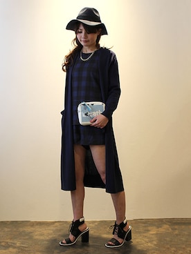 「Finders Keepers（フィンダーズキーパーズ）のアイテム（サロペット/オーバーオール）」を使った、レーヴルさん（レディース・160cm）の冬コーディネート