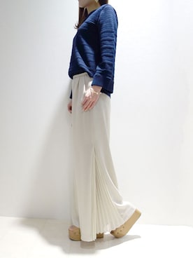 「AULA（アウラ）のアイテム（パンツ）」を使った、レーヴルさん（レディース・160cm）の冬コーディネート