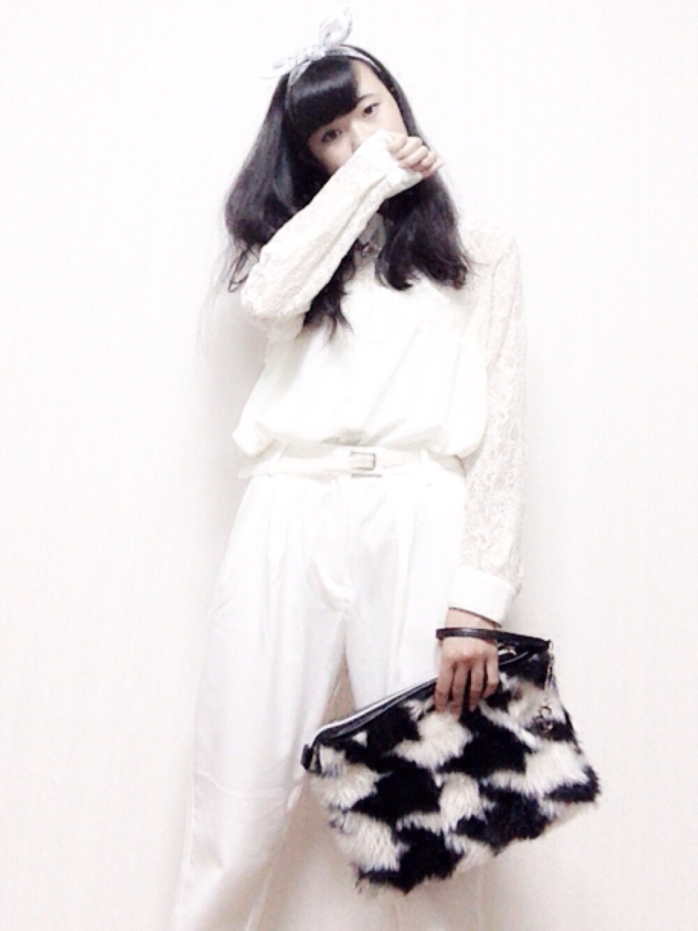 「白、white、しまむら、H&M、WEGO」｜「WEGOのWEGO/バンダナターバン（ヘアバンド、ホワイト系）」を使った、cham.( 14 )さん（レディース・161cm）の夏コーディネートの1枚目の写真