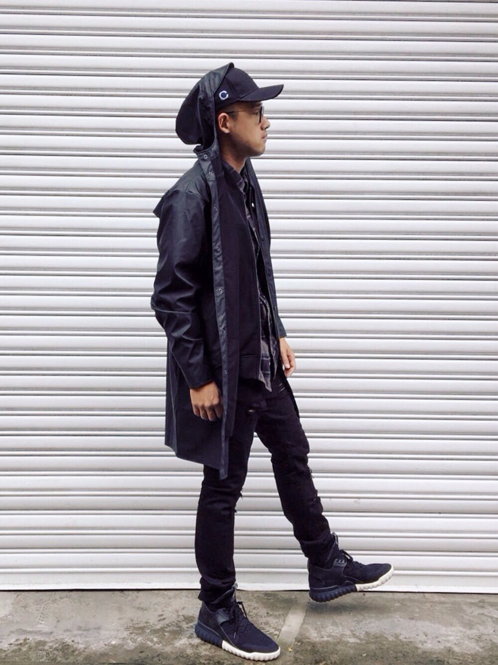 「秋のコーデ、ootd、rains、Clot」｜「CLOTのアイテム（キャップ、ブラック系）」を使った、Wilson.Lさん（メンズ・177cm）の秋コーディネートの1枚目の写真