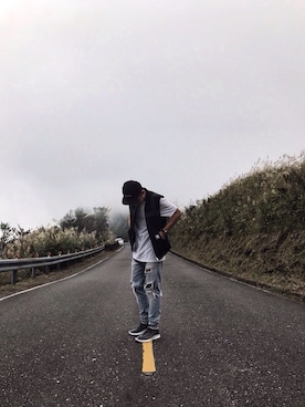 「Carhartt WIP（カーハートダブリューアイピー）のアイテム（ダウンベスト）」を使った、Wilson.Lさん（メンズ・177cm）の秋コーディネート
