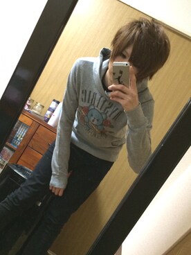 「HYSTERIC GLAMOUR（ヒステリックグラマー）のアイテム（パーカー、グレー系）」を使った、ゆらさん（メンズ・178cm）の秋コーディネート