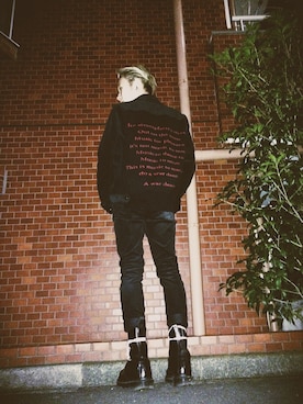 「Dr. Martens（ドクターマーチン）のアイテム（ブーツ、ブラック系）」を使った、Haruka Hatakeyamaさん（メンズ・175cm）の冬コーディネート