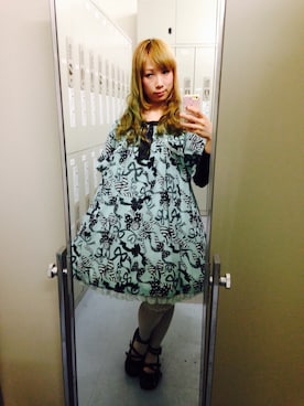 鈴木りぇさんのコーディネート