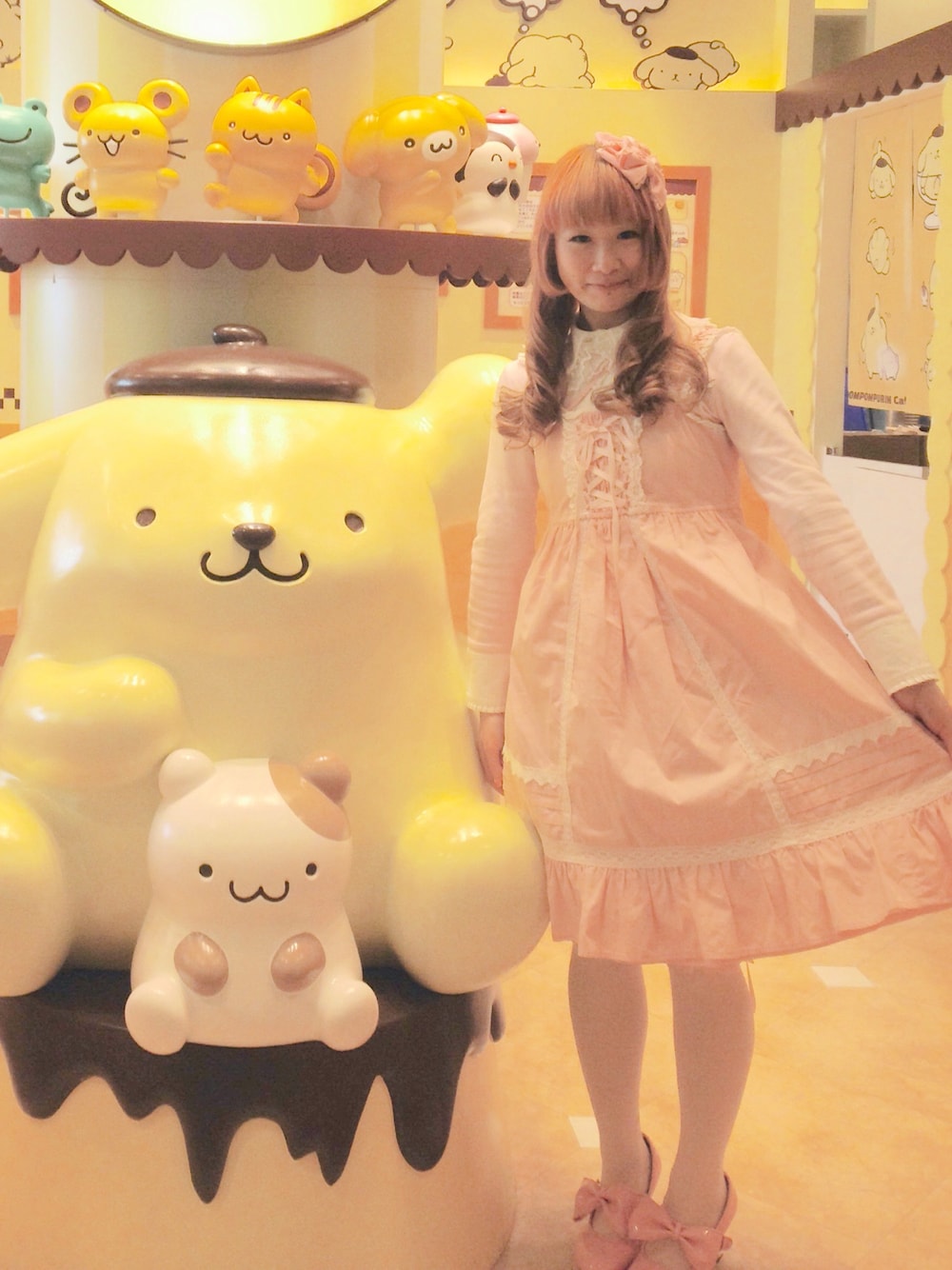 「harajuku、Japan、lolita、Kawaii、原宿、青文字系、ロリータ、サンリオ、女の子、ピンク」｜「BABY,THE STARS SHINE BRIGHTのアイテム（ワンピース、ピンク系）」を使った、鈴木りぇさん（レディース・156cm）の冬コーディネートの1枚目の写真